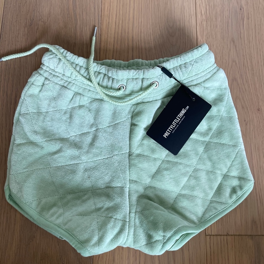 Pretty little things shorts